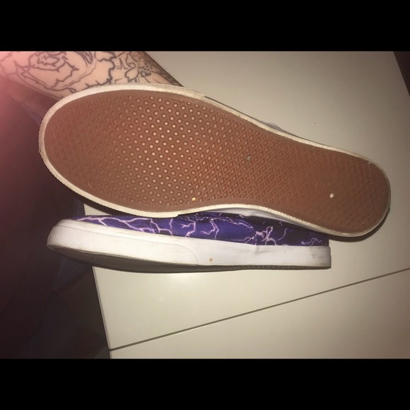 Lightning Vans - Picture 3 of 3